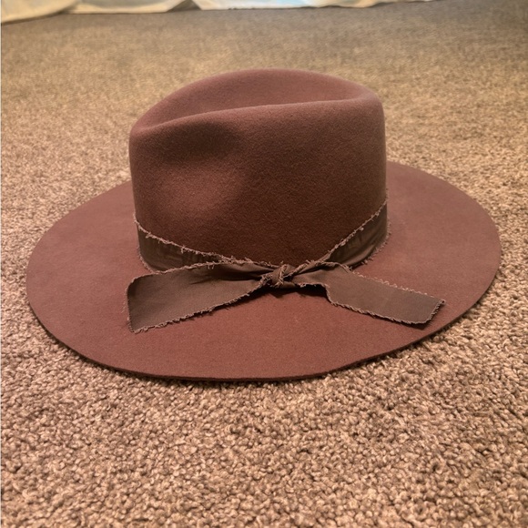 GIGI PIP Hannah Wide Brim Floppy Fedora in Mauve Grey Wool Packable Classic GIGI PIP Women main image 3